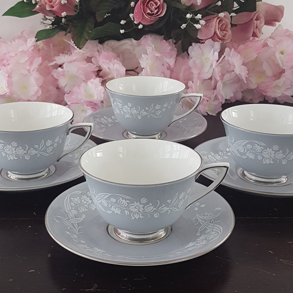 8pc Royal Doulton VALLEYFIELD Tea Cup & Saucer Set for 4, Bone China, England